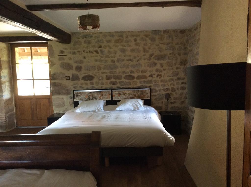 核桃域住宿加早餐旅馆 Saint-Christophe-en-Brionnais 客房 照片